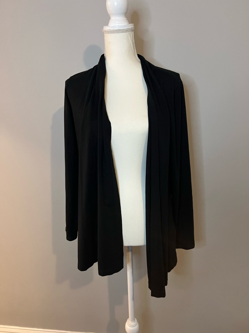 Women's L.L. BEAN‎ Black Tencel Lyocell Tunic Cardigan Wrap Sweater Size Small